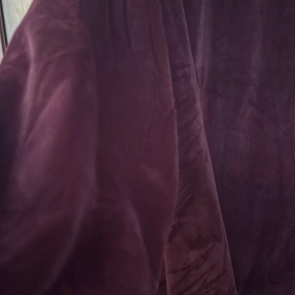 The Comfy Wearable Sherpa Blanket Hoodie in  Burgdony  red - Picture 5 of 6